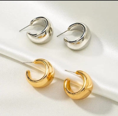Earrings & Tops