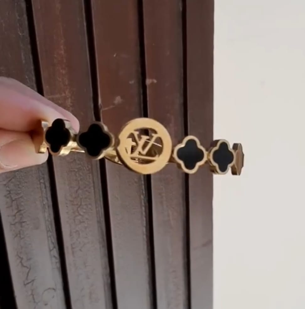 GK-019-LV Golden Karra with LV Logo & Four Leaves, Openable Arm Bangle, Premium Quality, Beautiful Shiny Elegant, Stainless Steel Arm Bangle.