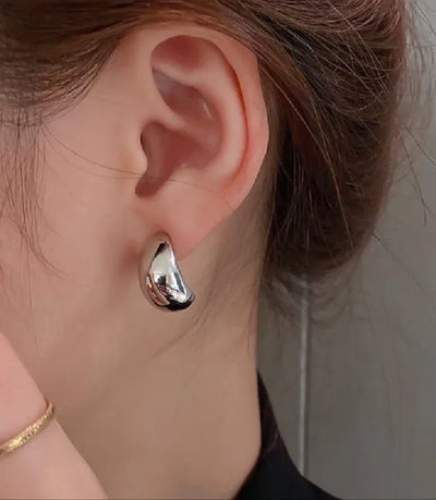 HPE-120 Hoop Earrings 25mm, Glossy Shine Earrings, Stylish Fashion Light Weight Chunky Funky Long Earing, for Ladies / Girls / Women / Fancy & Elegant Artificial Jewelry