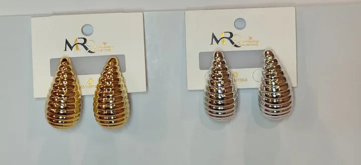 D-08 Grooved Tear Drop Earrings 3.8cm Golden & Silver Glossy Shine Earrings, Chunky Dome Drop Hallow Stud Design.