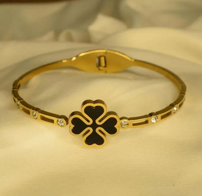 GK-021 Golden Karra with 1 Mid Size Leaf, Openable Arm Bangle, Premium Quality, Beautiful Shiny Elegant, Stainless Steel Arm Bangle.