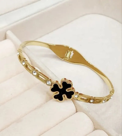 GK-021 Golden Karra with 1 Mid Size Leaf, Openable Arm Bangle, Premium Quality, Beautiful Shiny Elegant, Stainless Steel Arm Bangle.