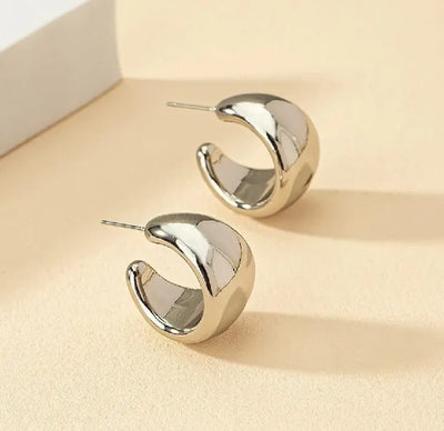 D-07 Hoop Earrings 25mm Golden & Silver Glossy Shine Earrings, Light Weight for Ladies / Girls / Women / Artificial Jewelry.