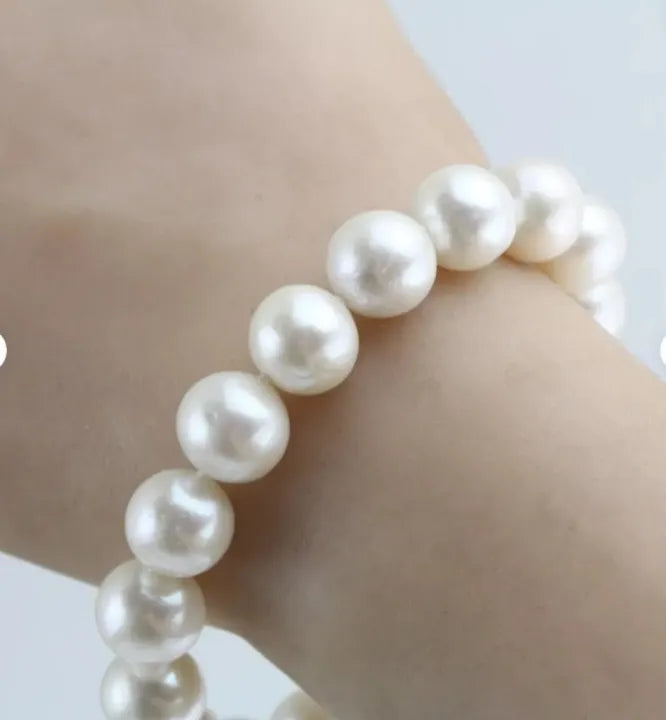 Retro Pearl Bracelet & Hair Tie for Girls & Women Elasticated 24cm x 1.5 cm (Big Pearl wrist band) Pearl White Color